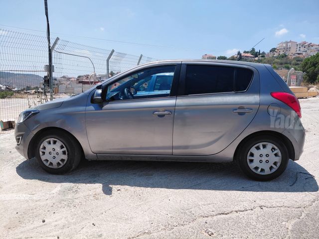 יונדאי i20