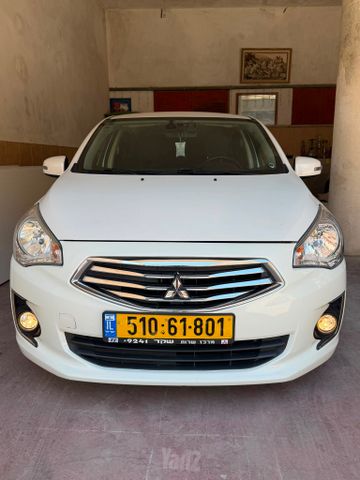 מיצובישי אטראז'