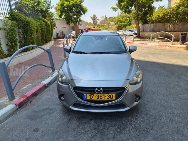מאזדה 2