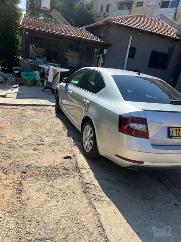 סקודה אוקטביה