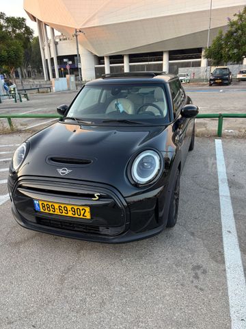 מיני קופר SE (חשמלית)
