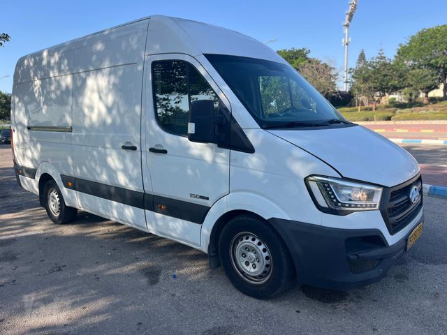 יונדאי H350