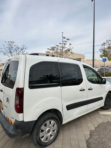 מודעת רכב סיטרואן ברלינגו