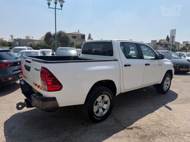 טויוטה היילקס