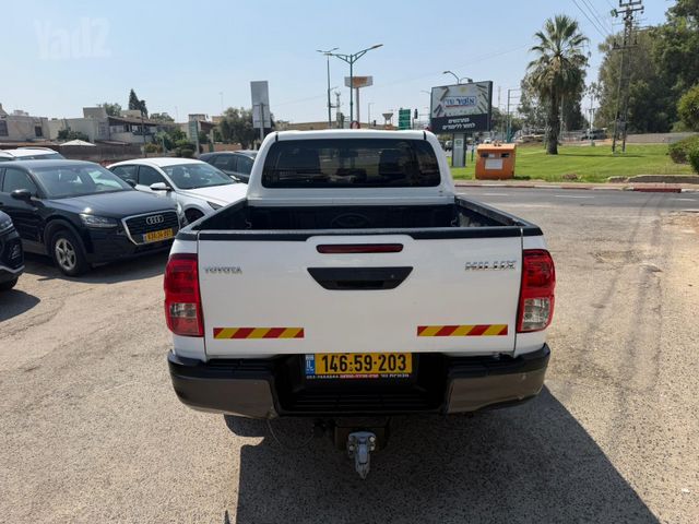 טויוטה היילקס