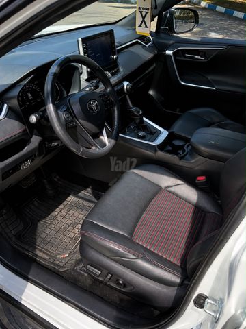 מודעת רכב טויוטה RAV4 1