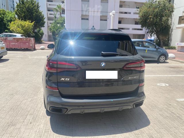 ב מ וו X5