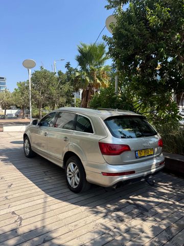 אאודי Q7
