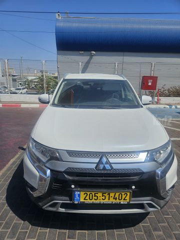 מודעת רכב מיצובישי אאוטלנדר