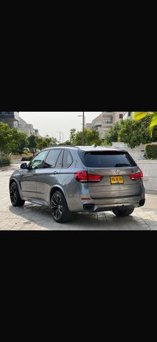 ב מ וו X5