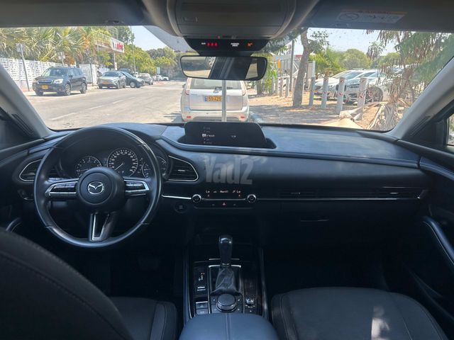 מאזדה CX-30