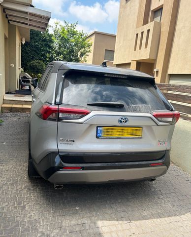 מודעת רכב טויוטה RAV4