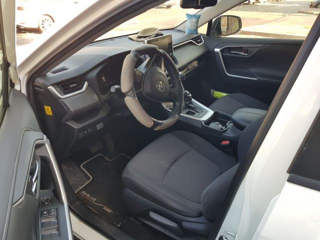 טויוטה RAV4