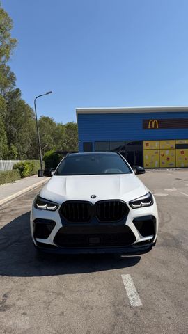 ב מ וו X6