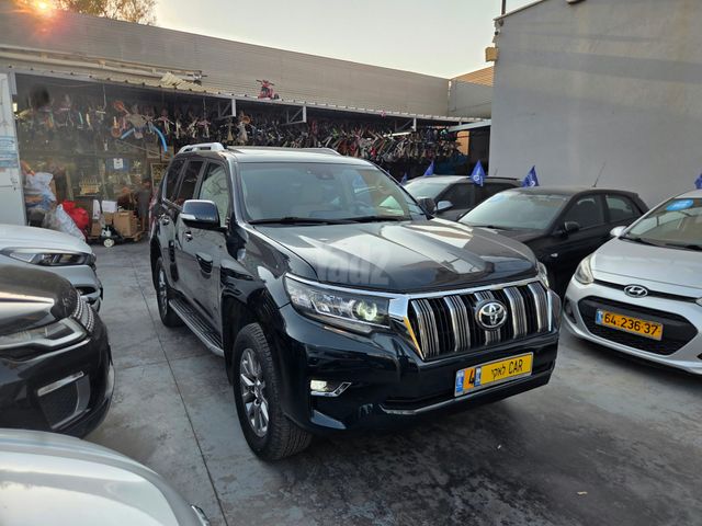 מודעת רכב טויוטה לנד קרוזר
