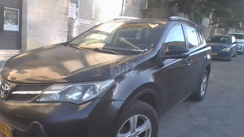 מודעת רכב טויוטה RAV4