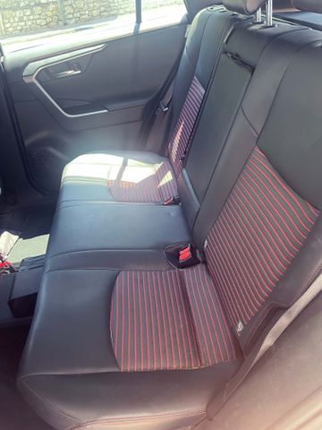 טויוטה RAV4