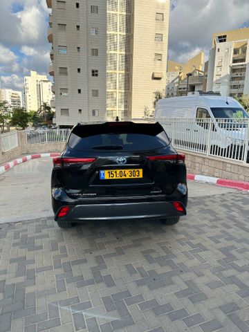טויוטה היילנדר