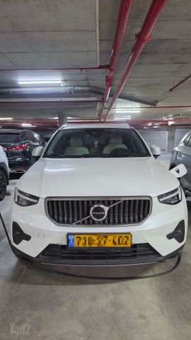 וולוו XC40