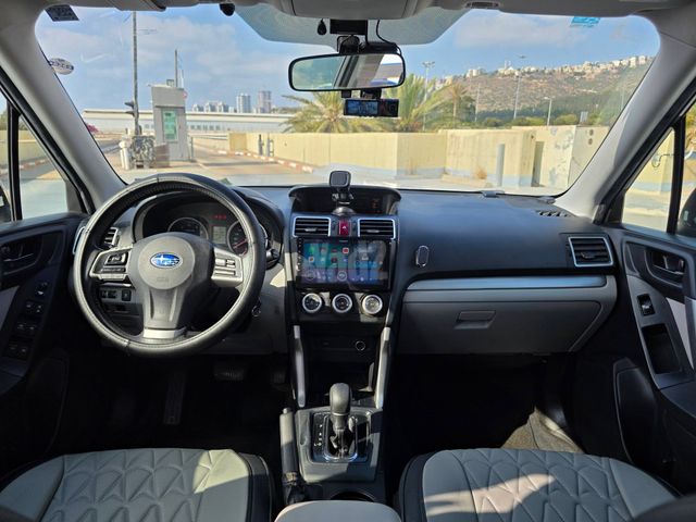 סובארו פורסטר