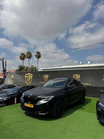 ב מ וו X4 M