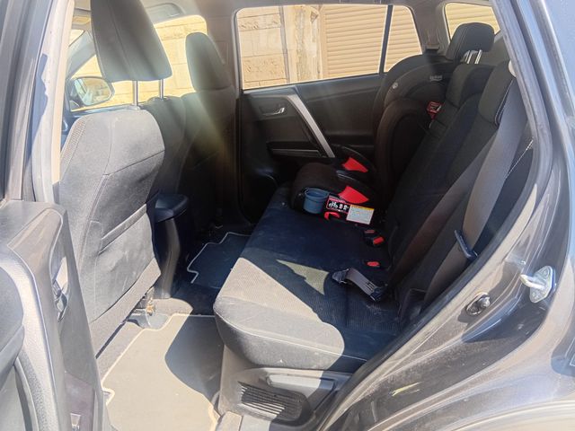 טויוטה RAV4
