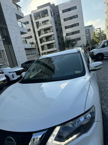 ניסאן אקס טרייל