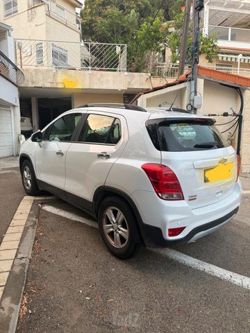 שברולט טראקס