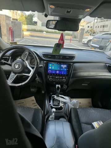 ניסאן אקס טרייל