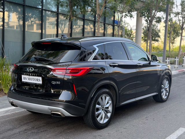 אינפיניטי QX50