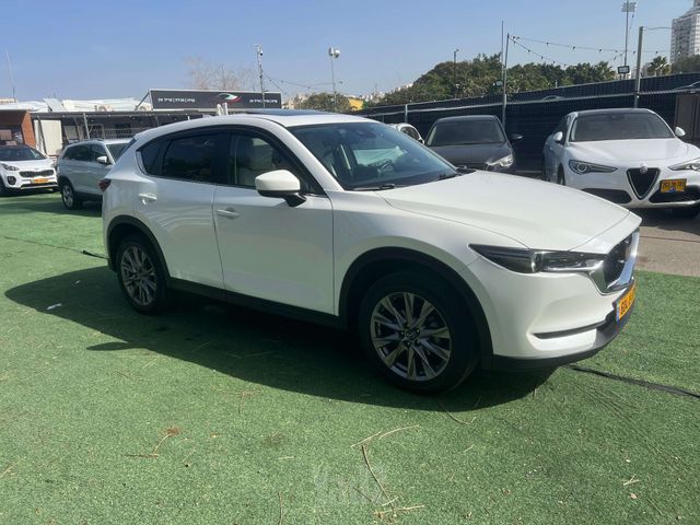 מודעת רכב מאזדה CX-5
