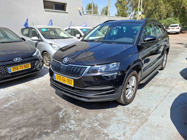 סקודה קארוק