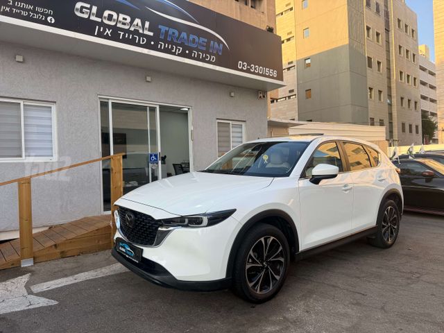 מודעת רכב מאזדה CX-5