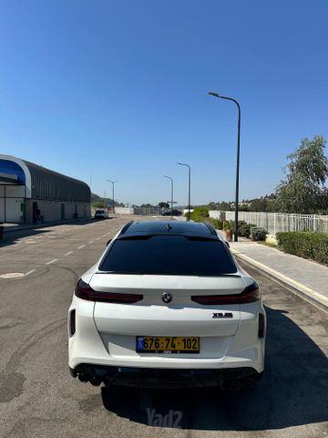 ב מ וו X6