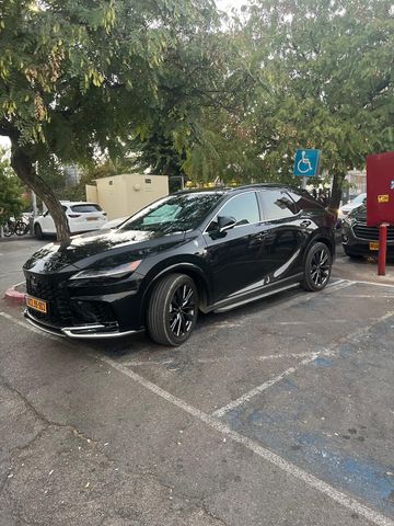 לקסוס RX