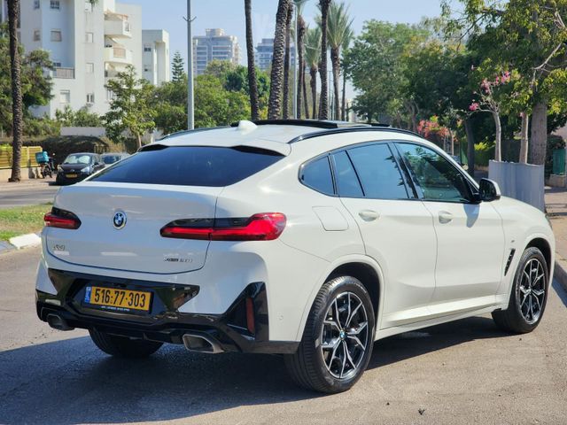 ב מ וו X4