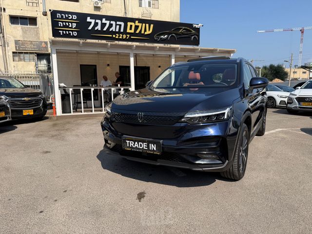 סקייוול ET5