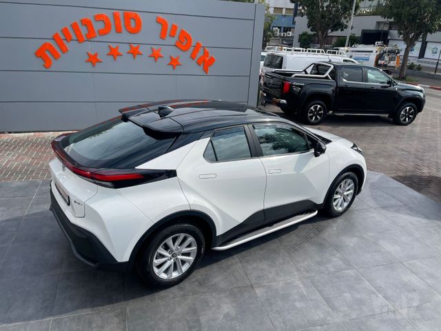 טויוטה C-HR
