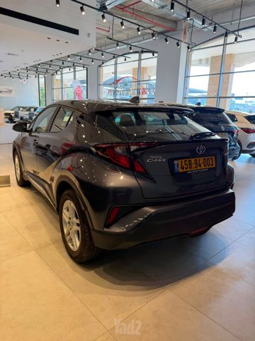 טויוטה C-HR