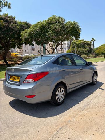 יונדאי אקסנט i25