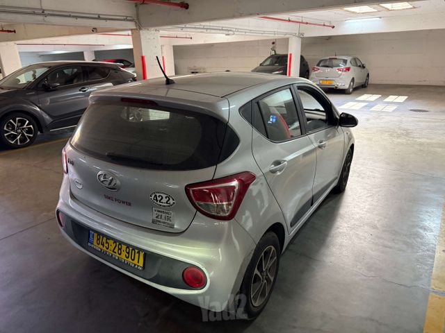יונדאי i10