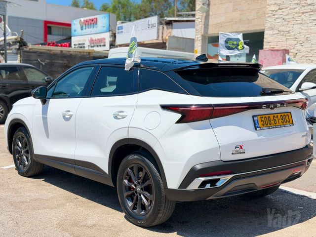 צ׳רי FX