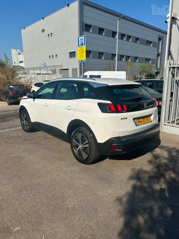 פיג'ו 3008