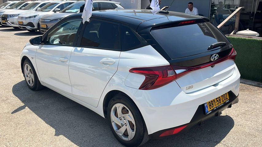 יונדאי i20