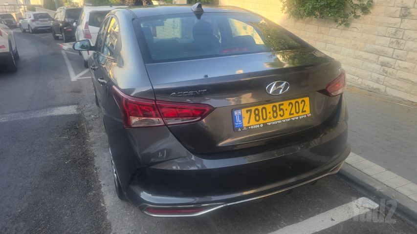 יונדאי אקסנט i25