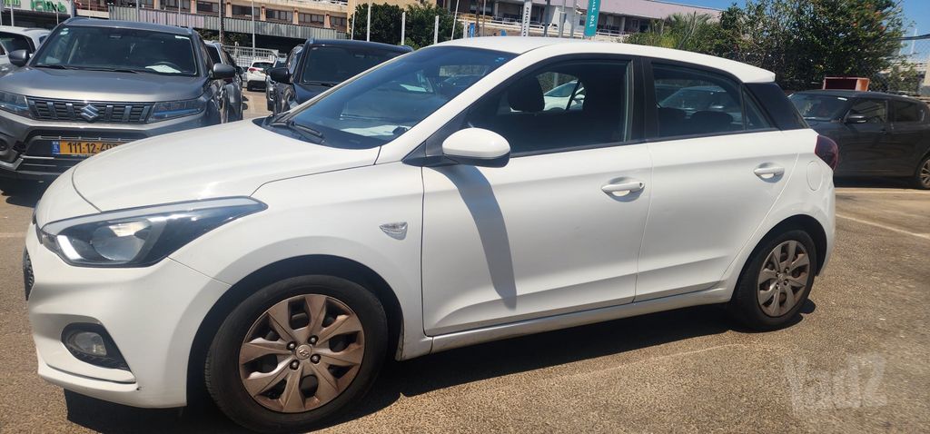 יונדאי i20