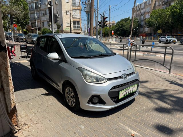 יונדאי i10