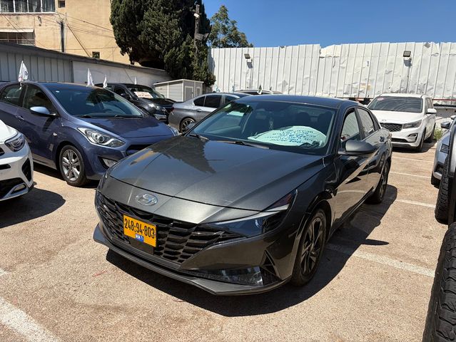 יונדאי אלנטרה