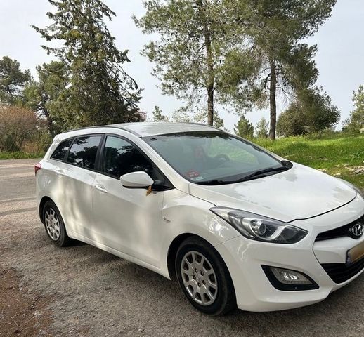 יונדאי i30
