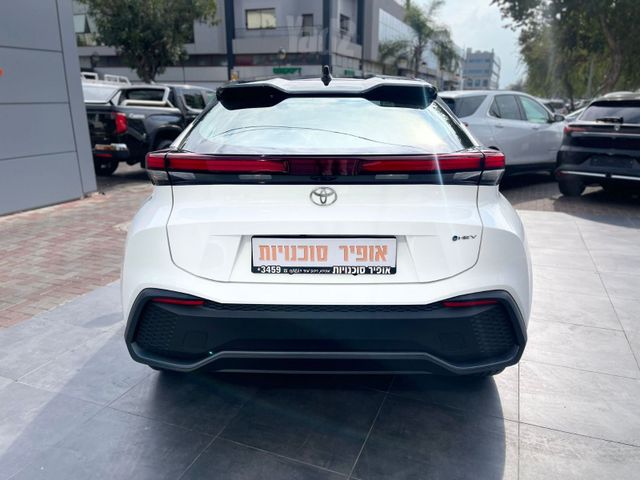 טויוטה C-HR
